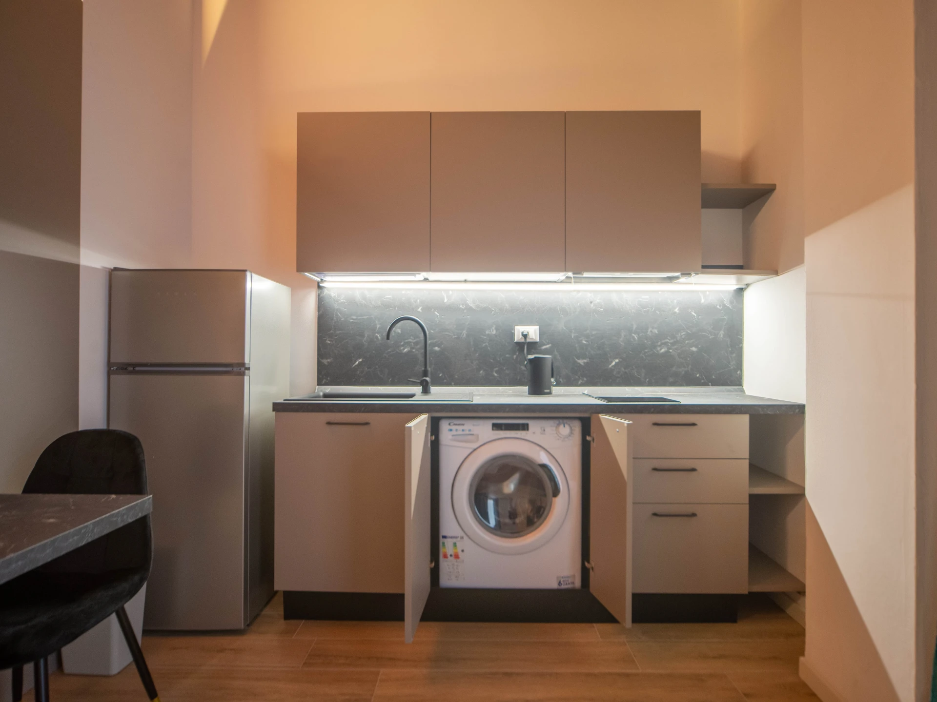 cucina illuminata luce naturale